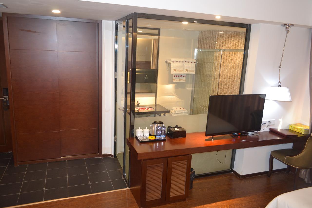 Royal Holiday Hotel Yangon Exterior photo